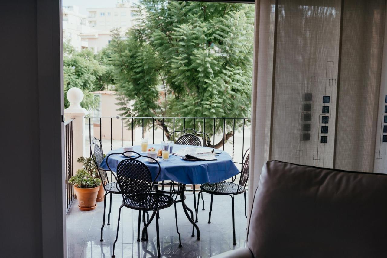 Hauzify I Apartament Marina Torredembarra Kültér fotó