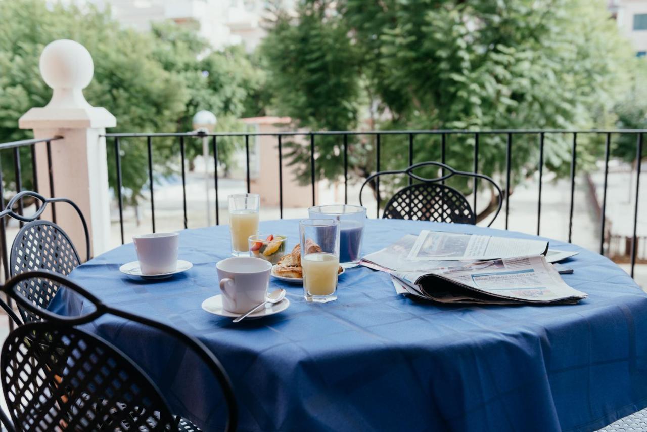 Hauzify I Apartament Marina Torredembarra Kültér fotó